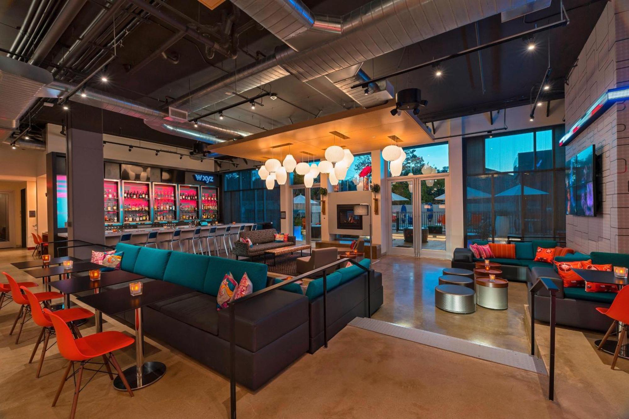Hotel Aloft College Station Exteriér fotografie